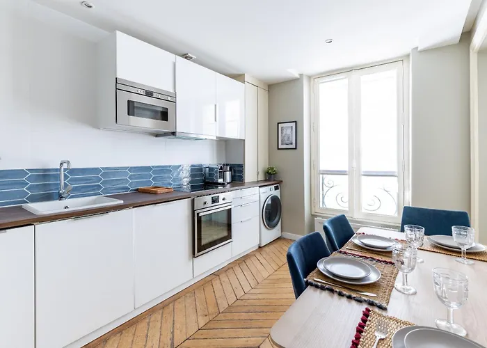 Cosy In The Heart Of *